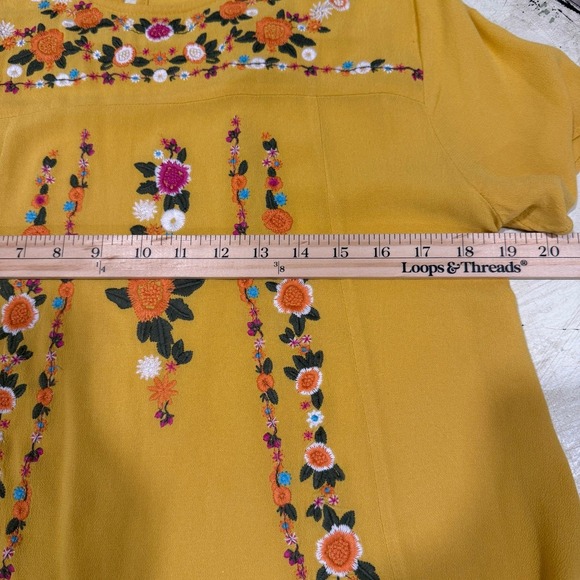 Umgee Embroidered Floral Top Women's Small Mustard Excellent Boho Short Sleeve - Picture 4 of 8